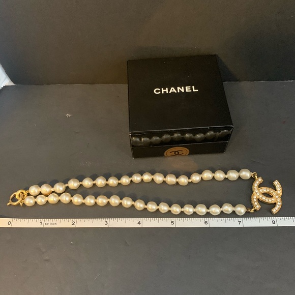 Chanel CC Logo pearl necklace - Picture 6 of 6